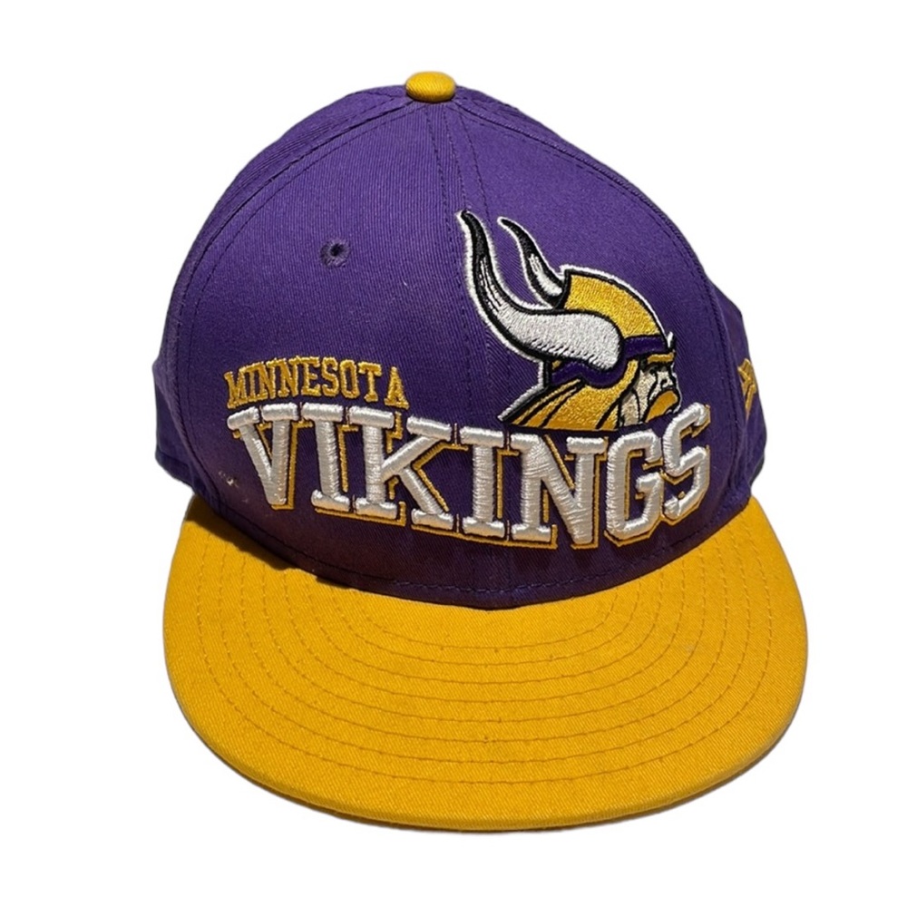 New Era Minnesota Vikings SnapBack Baseball Hat.